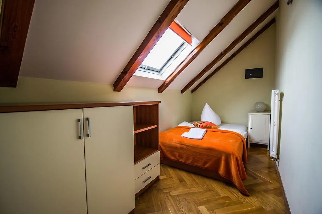 Ferienwohnung Ruterra Red Roofs View With Garage Prag
